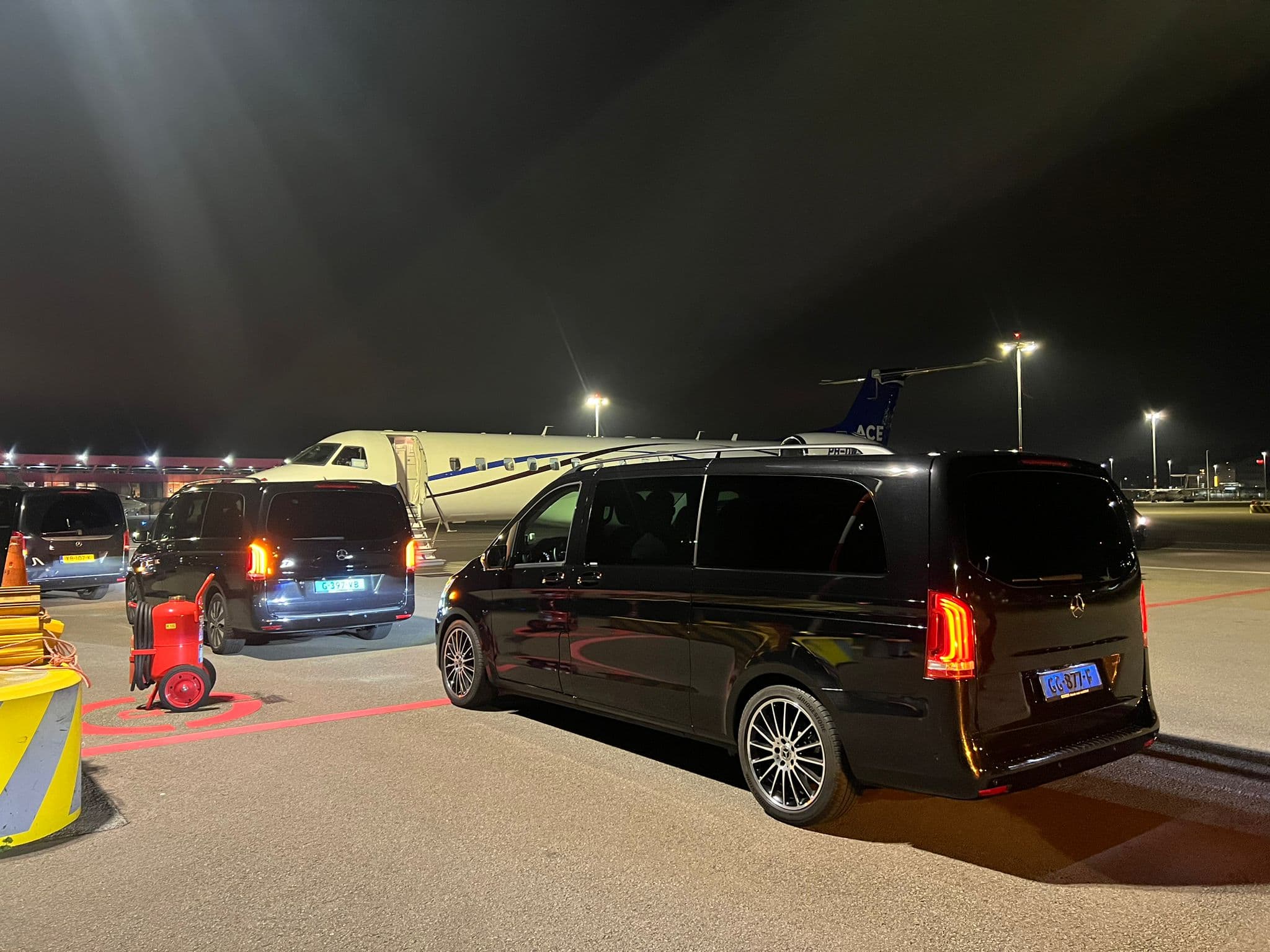 Private jet transfer